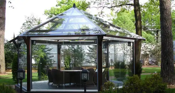 مدل آلاچیق شیشه ای + مدل آلاچیق شیشه ای و ایجاد روف گاردن خاص و یونیک