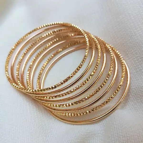 مدل النگو باریک + جز جداییناپذیر زیورآلات طلا در بین خانمها مدل النگو باریک شیک