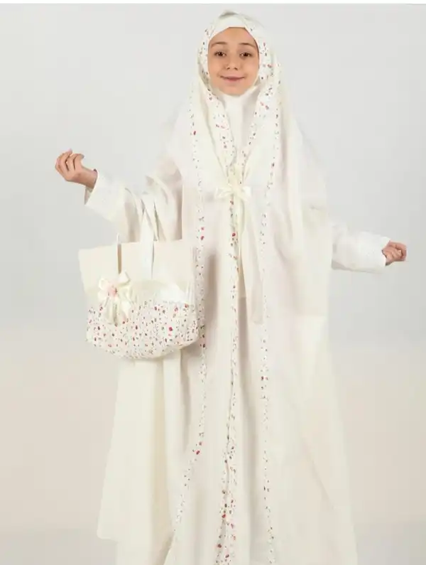 مدل چادر نماز جشن تکلیف + مدل چادر نماز جشن تکلیف برای جشنی به یاد ماندنی