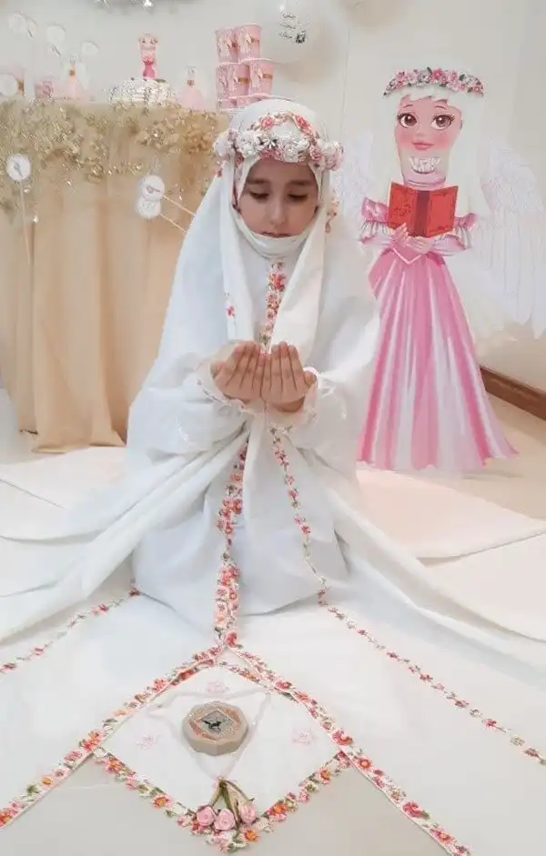 مدل چادر نماز جشن تکلیف + مدل چادر نماز جشن تکلیف برای جشنی به یاد ماندنی