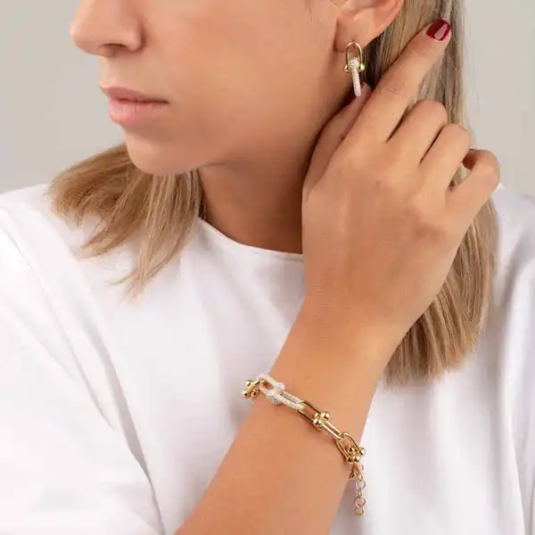 مدل دستبند تیفانی طلا + مدل جدبد و ترند دستبند تیفانی طلا نمادی از عشق و ارزش