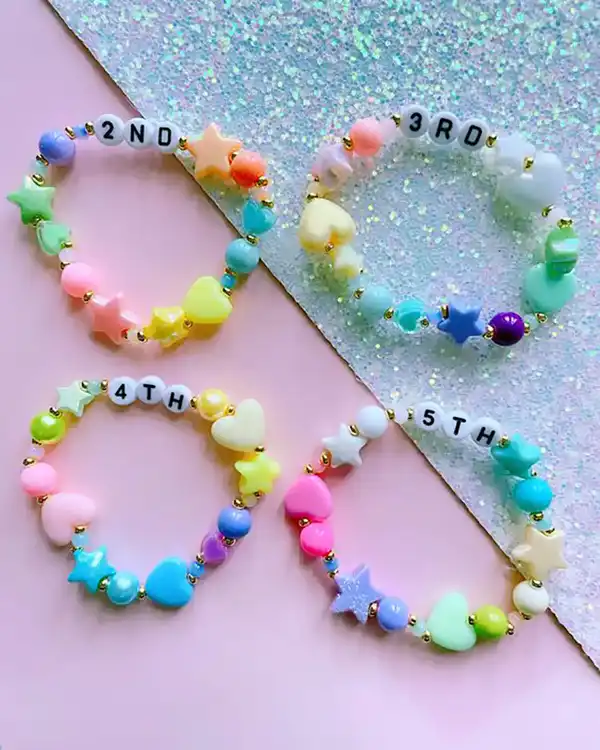 مدل دستبند با مهره های رنگی + طرح های خاص پسند مدل دستبند با مهره های رنگی