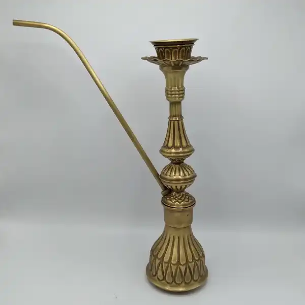 مدل قلیان برنجی + مدلهای متنوع قلیان برنجی که با ویژگی‌ها و طرح‌های منحصر به فرد خود، تجربه‌ی مصرف قلیان را به جذابیت بیشتری می‌رسانند