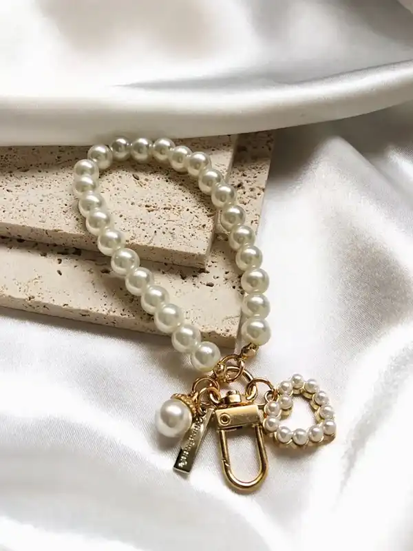 مدل جاکلیدی با مروارید +  یک جاکلیدی زیبا و پینترستی با مدل جاکلیدی با مروارید