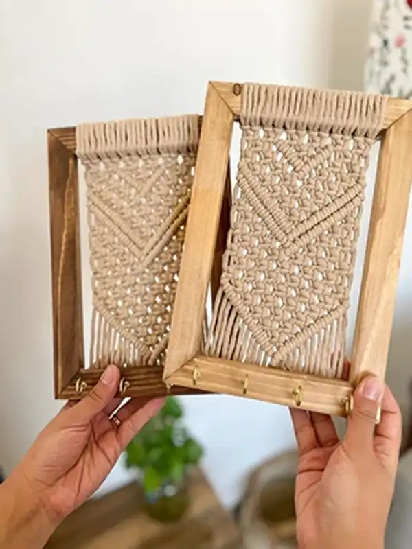 مدل جاکلیدی مکرومه + با مدلهای متفاوت و بینظیر جاکلیدی مکرومه هم نظم را به کلیدهایت ببخش و هم دکور دیوارت را زیبا کن!