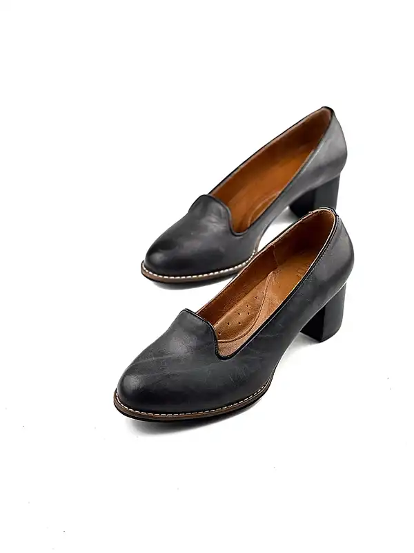 مدل کفش اداری زنانه + ظاهری رسمی و شیک با مدل کفش اداری زنانه با دوختی ظریف