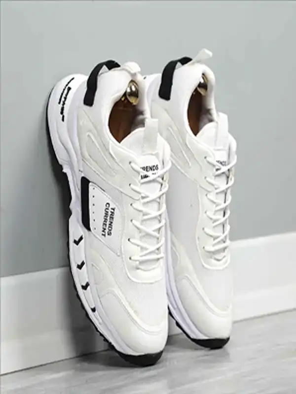 مدل کفش اسپرت دخترانه جدید + استایل شیک‌ و جسور با مدل کفش اسپرت دخترانه جدید