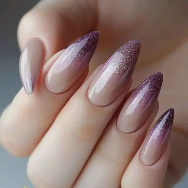 مدل ناخن امبره شاین + زیبایی و درخشش ناخنها با مدل ناخن امبره شاین ترند