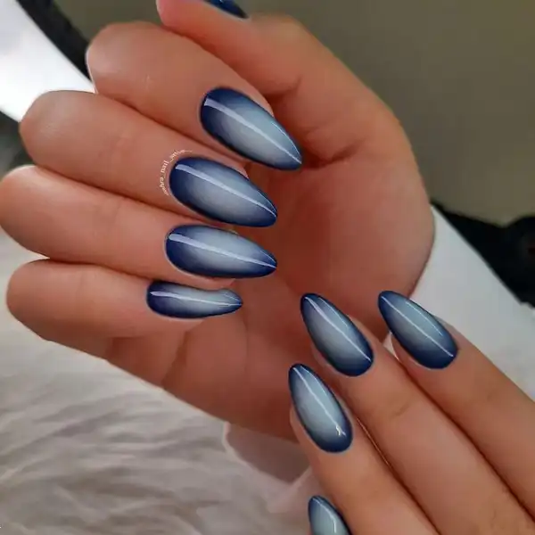 مدل ناخن امبره شاین + زیبایی و درخشش ناخنها با مدل ناخن امبره شاین ترند