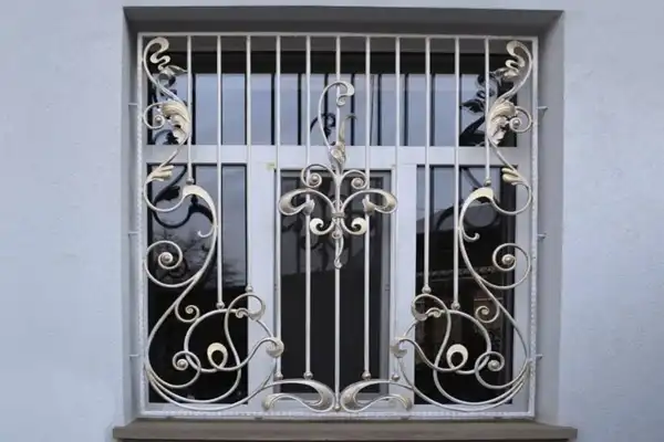 مدل پنجره آهنی ویلایی + از محبوب‌ترین گزینه‌ها در میان مشتریان مدل پنجره آهنی ویلایی 