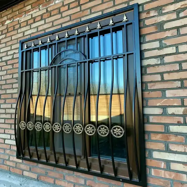 مدل پنجره آهنی ویلایی + از محبوب‌ترین گزینه‌ها در میان مشتریان مدل پنجره آهنی ویلایی 