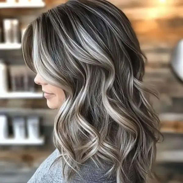 مدل رنگ مو آمبره + چهره شاداب تر با مدل رنگ مو آمبره با طیف رنگی گسترده 