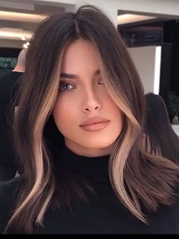 مدل رنگ مو فیس فریم + با مدل رنگ مو فیس فریم، چهره‌تان را قاب کنید