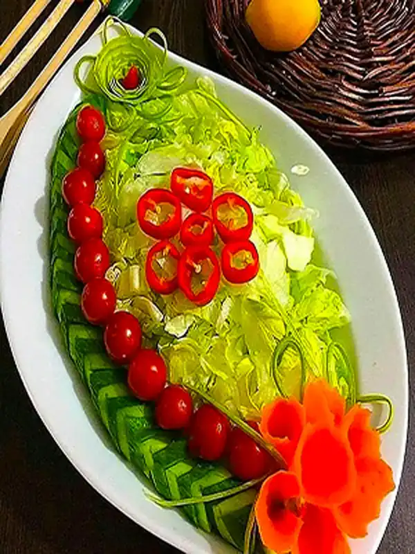 مدل سالاد کاهو + تزیین سالاد کاهو و خیار مجلسی با مدلهای جدید و شیک