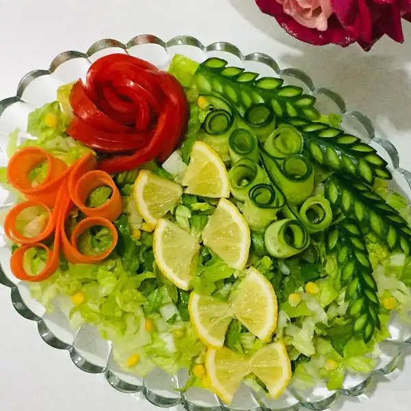 مدل سالاد کاهو + تزیین سالاد کاهو و خیار مجلسی با مدلهای جدید و شیک