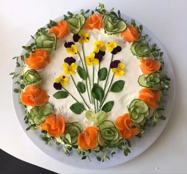 مدل سالاد الویه ساده + جدیدترین تزیینات مدل سالاد الویه ساده برای مهمانی و مجالس 