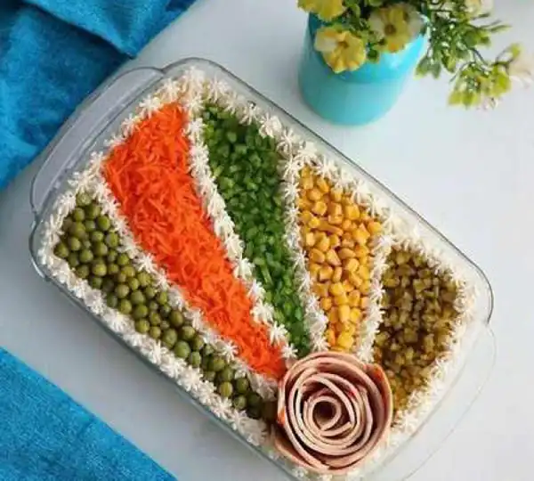 مدل سالاد الویه ساده + جدیدترین تزیینات مدل سالاد الویه ساده برای مهمانی و مجالس 