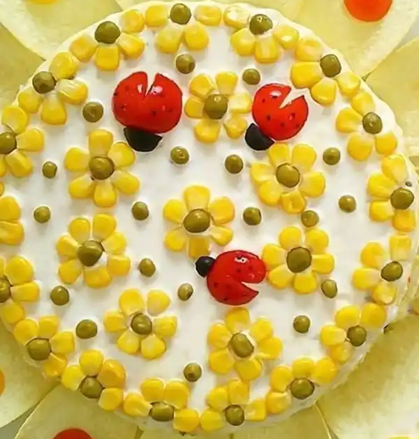 مدل سالاد الویه ساده + جدیدترین تزیینات مدل سالاد الویه ساده برای مهمانی و مجالس 