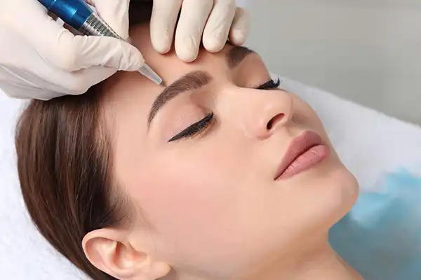 مدل تاتو ابرو جدید + ابروهایی قرینه،پرپشت و طبیعی با مدل تاتو ابرو جدید