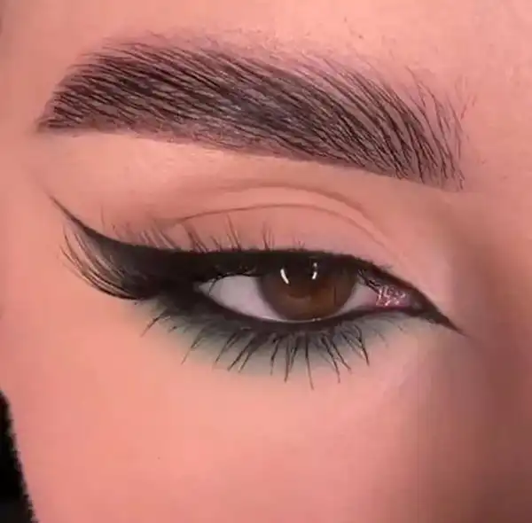 مدل تاتو خط چشم گربه ای + مدل تاتو خط چشم گربه ای و جلوه جادویی و گیرا چشمها 