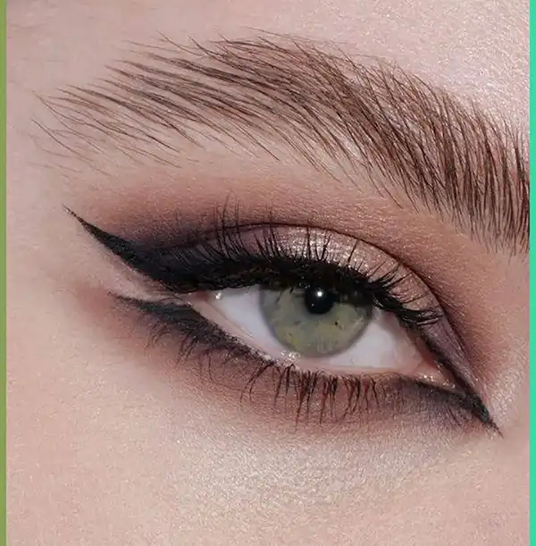 مدل تاتو خط چشم گربه ای + مدل تاتو خط چشم گربه ای و جلوه جادویی و گیرا چشمها 