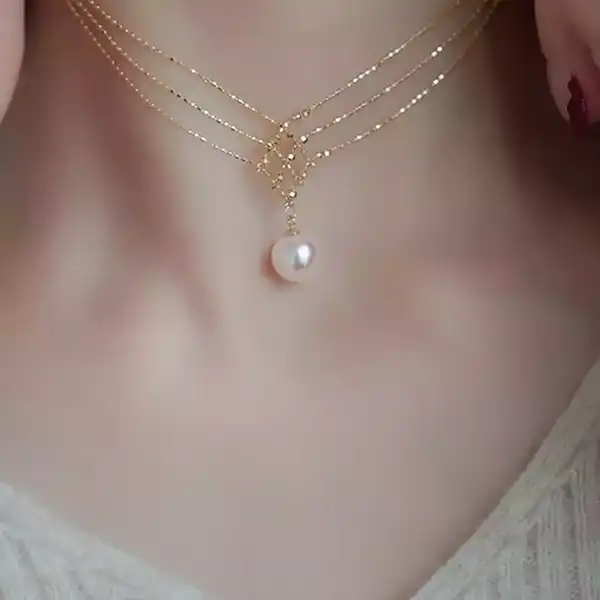 مدل تو گردنی شیک + اگر به دنبال یک اکسسوری خاص، ساده و همیشه ماندگار هستید توگردنی شیک و مینیمال میتواند گزینهای عالی باشد.