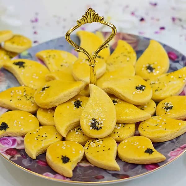 طرز تهیه نان چای