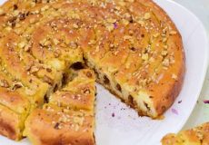 طرز تهیه نان مغزدار