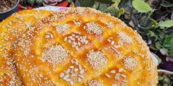 طرز تهیه نان شیرمال به روش سنتی و با طعمی بی نظیر