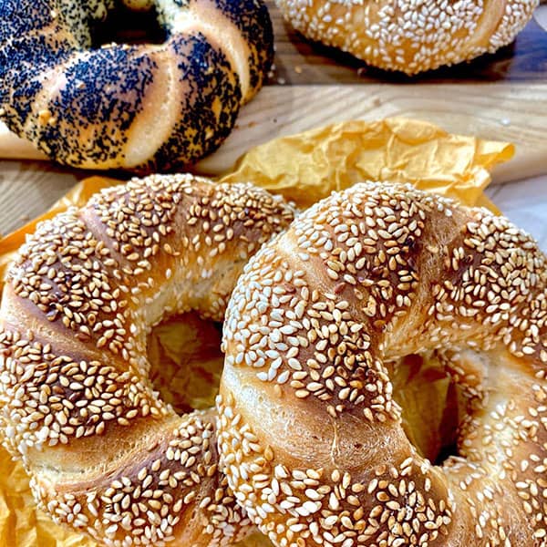 طرز تهیه نان سیمیت
