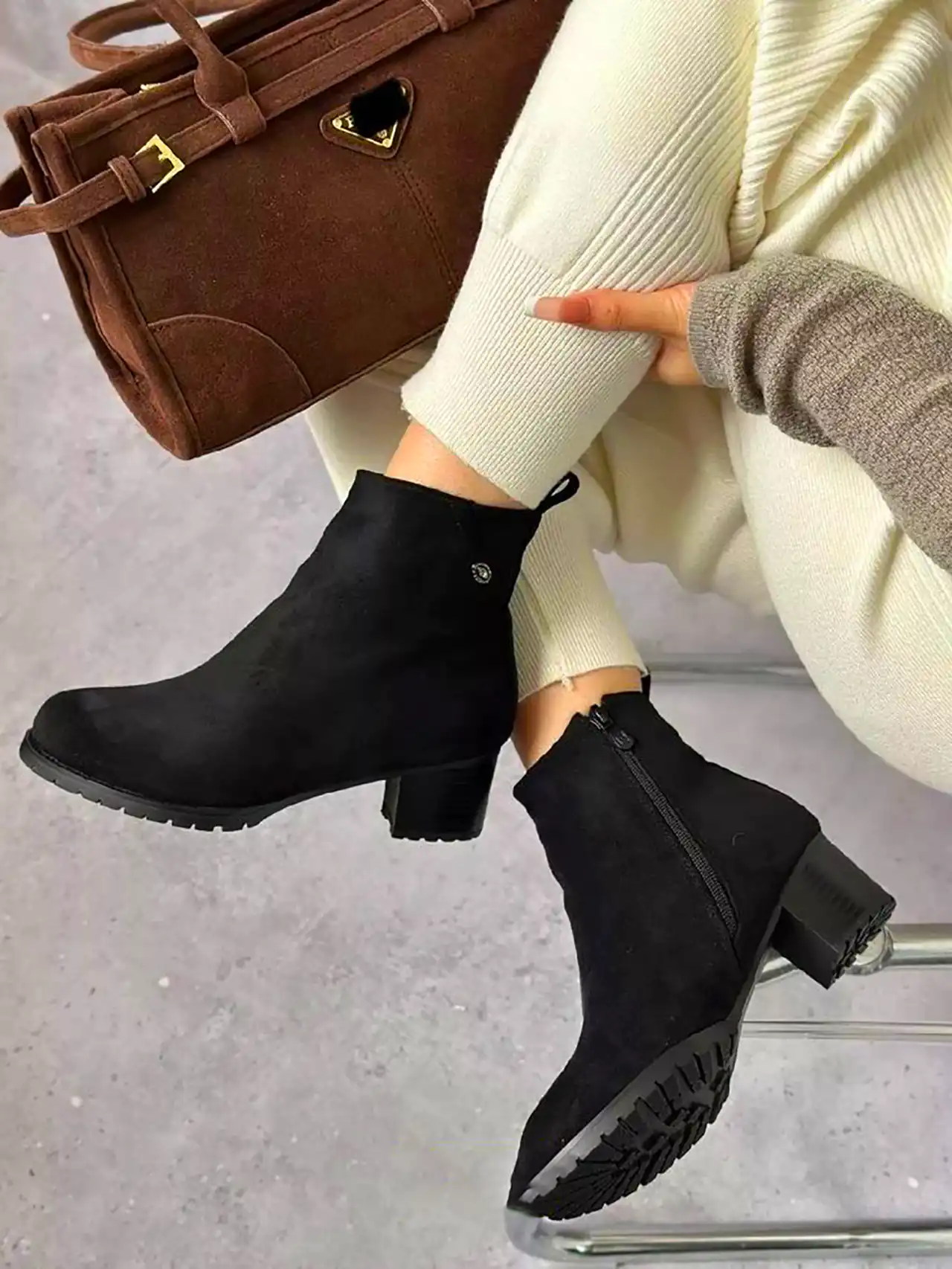نیم بوت مشکی زنانه