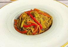 طرز تهیه نودل سبزیجات