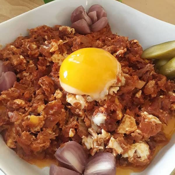 طرز تهیه املت تن ماهی