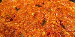 طرز تهیه املت گوجه فرنگی ساده جنگلی با طعمی بی نظیر