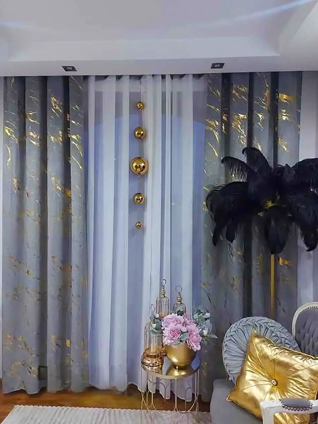 پرده پانچ برای پذیرایی