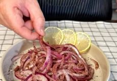 طرز تهیه پیاز سماقی