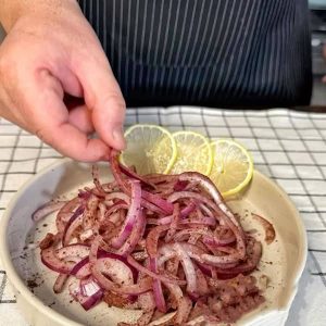 طرز تهیه پیاز سماقی