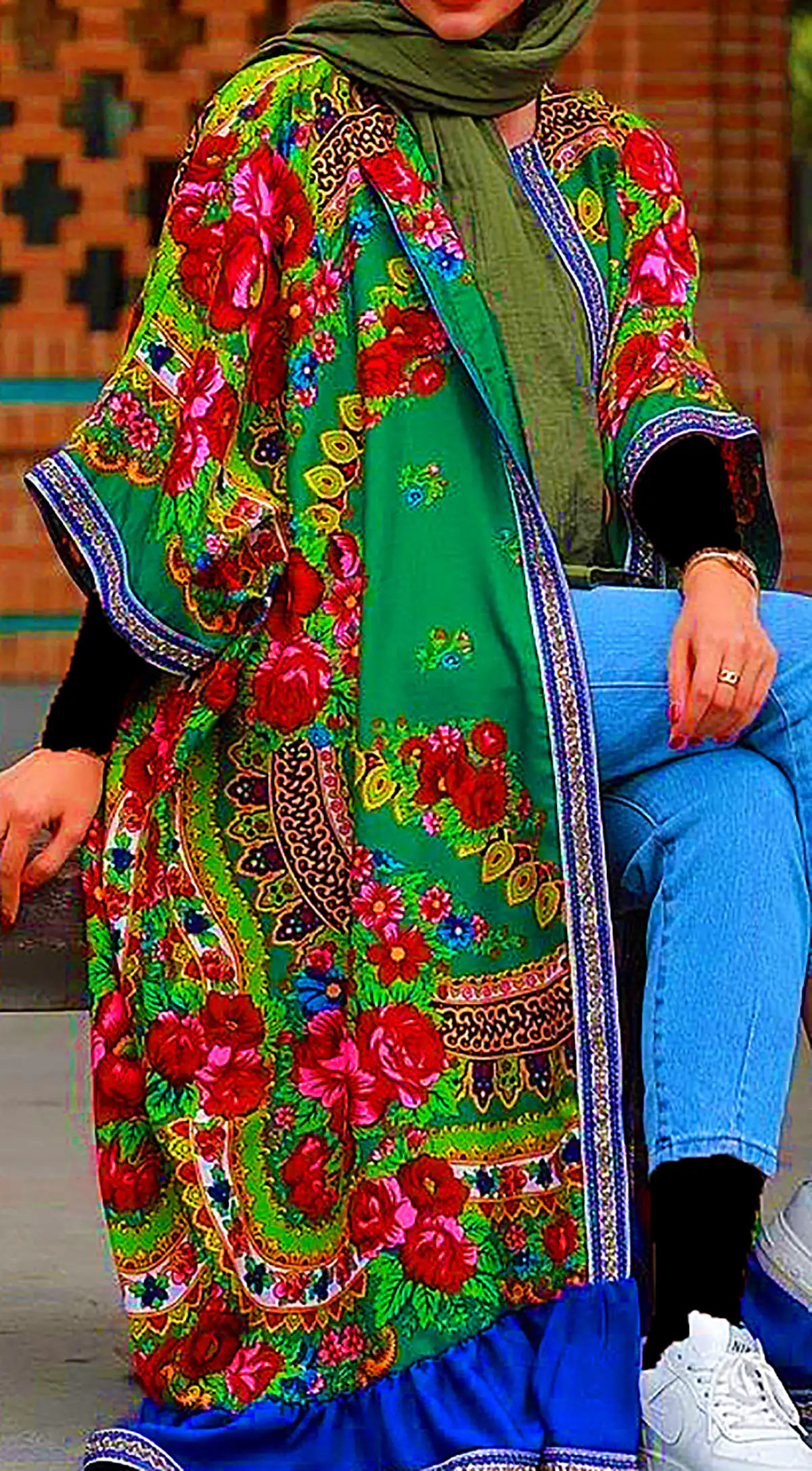 پیراهن مانتویی سنتی گلدار