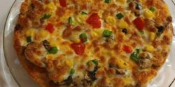 طرز تهیه پیتزا قارچ و گوشت مخصوص با طعمی بی نظیر