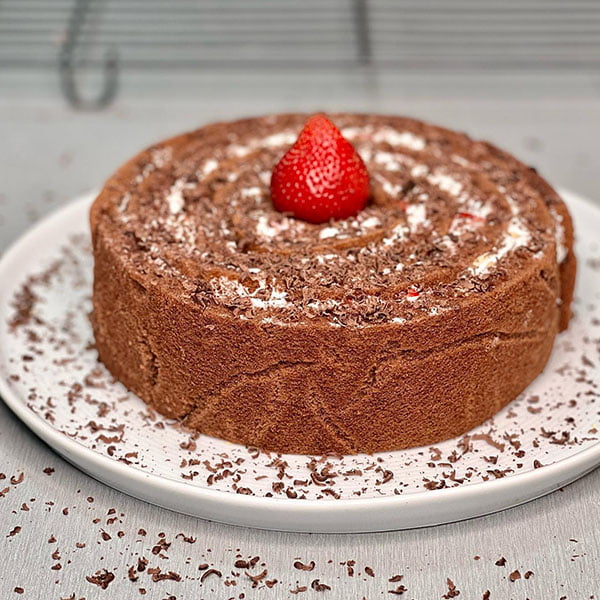 طرز تهیه رول کیک خامه ای