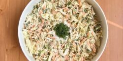 طرز تهیه سالاد کلم سفید رستورانی با طعمی بی نظیر