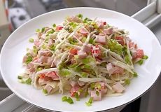 طرز تهیه سالاد کلم تابستانی