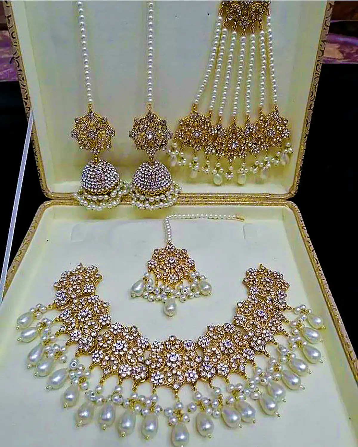 سرویس سنگین سلطنتی
