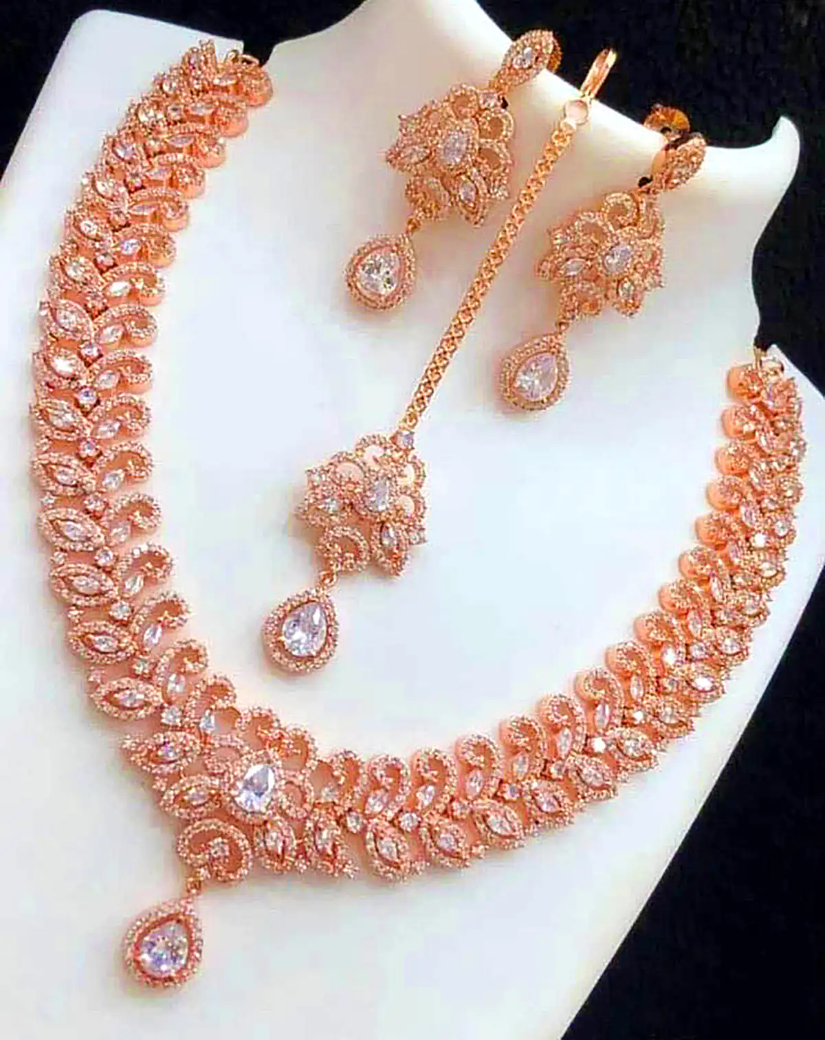 سرویس سنگین سلطنتی