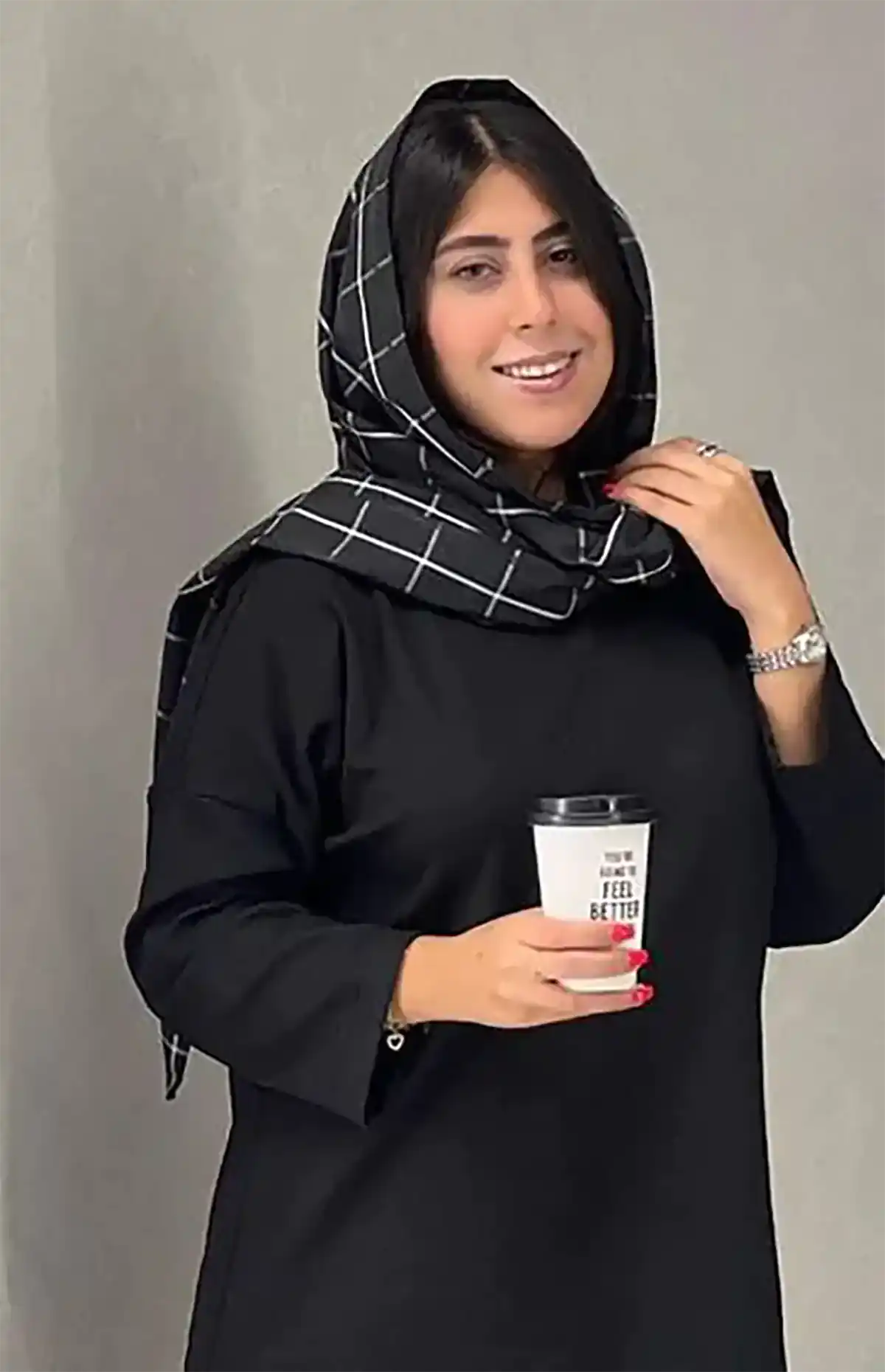 شال مشکی و ترند زنانه