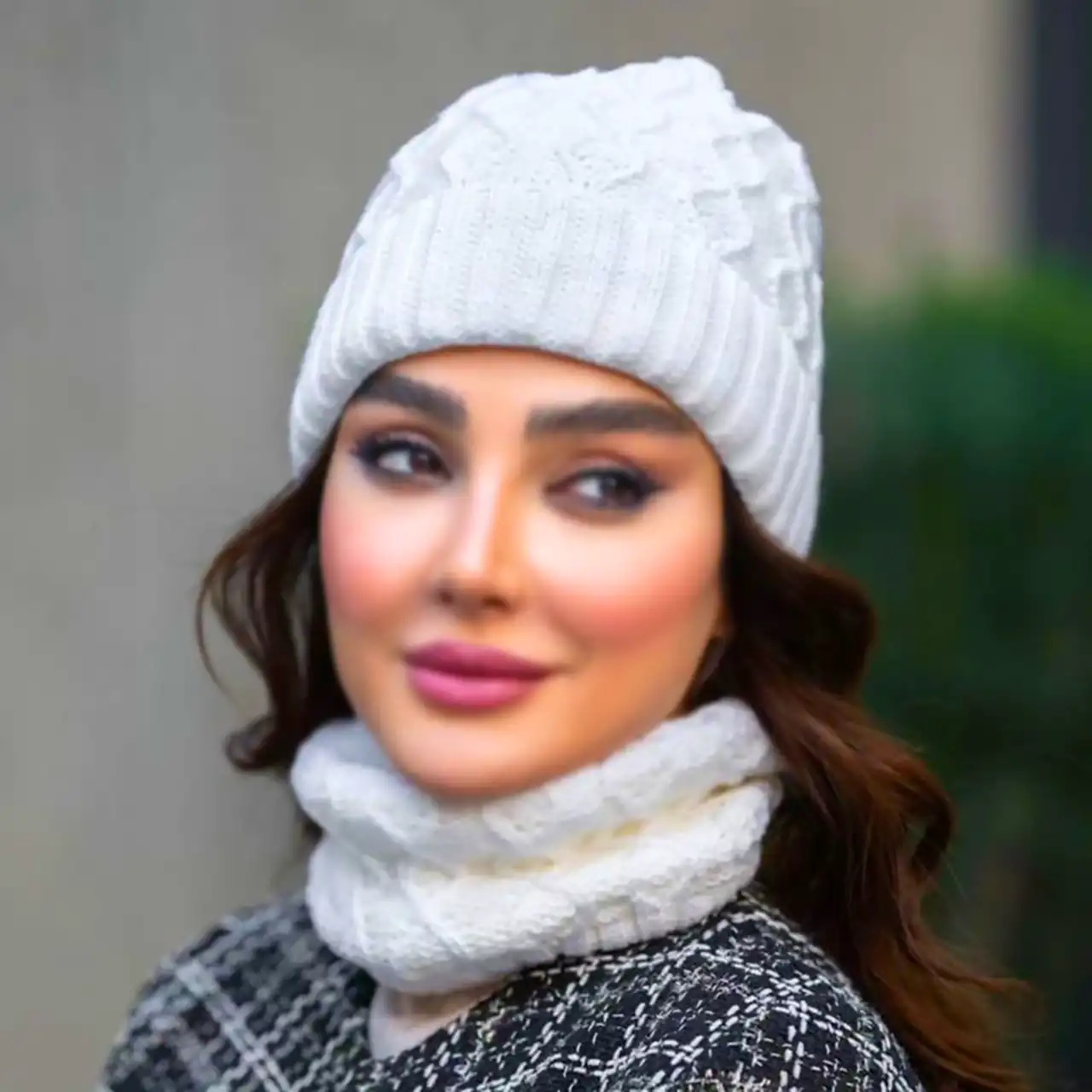 شال و کلاه قلاب بافی زنانه