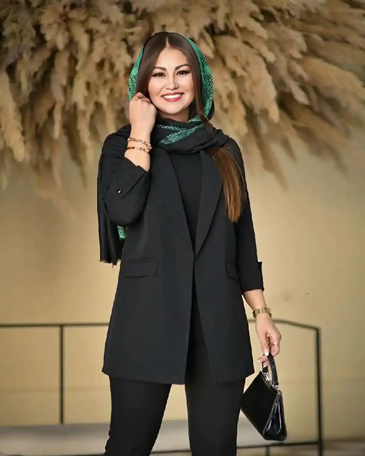 شیکترین مانتو کتی مجلسی مشکی