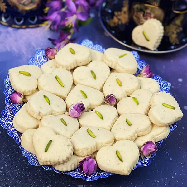 طرز تهیه شیرینی بادامی با پودر بادام شیرینی بادامی کره ای شیرینی بادامی با پودر قند شیرینی بادامی خانم گلاور