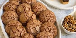 طرز تهیه شیرینی گردویی به روش قنادی و با طعمی بی نظیر