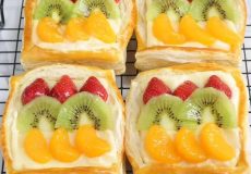 طرز تهیه شیرینی میوه ای